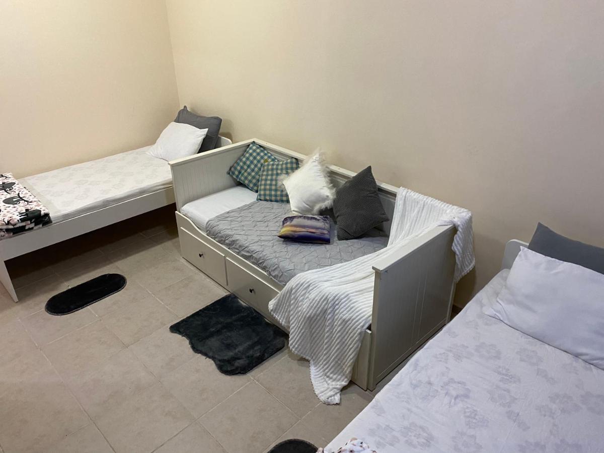 Nash Guest House Females Only Ντουμπάι Εξωτερικό φωτογραφία