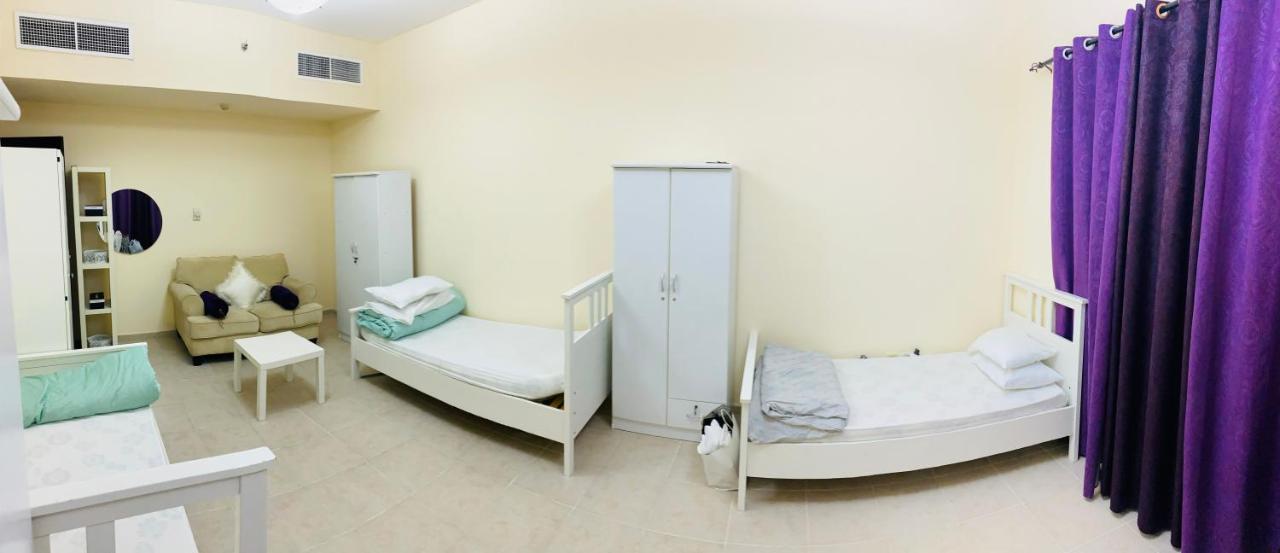 Nash Guest House Females Only Ντουμπάι Εξωτερικό φωτογραφία