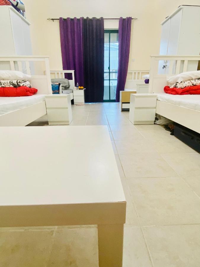 Nash Guest House Females Only Ντουμπάι Εξωτερικό φωτογραφία